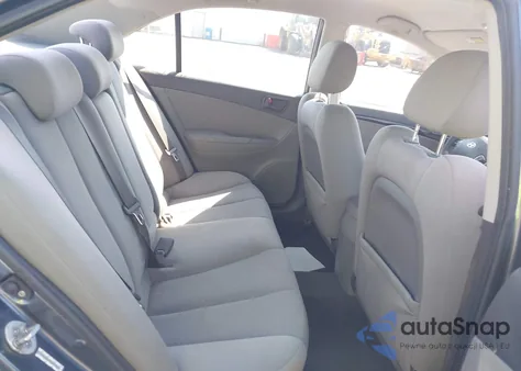 2009 Hyundai Sonata Gls from USA, damaged, VIN 5NPET46C59H551479